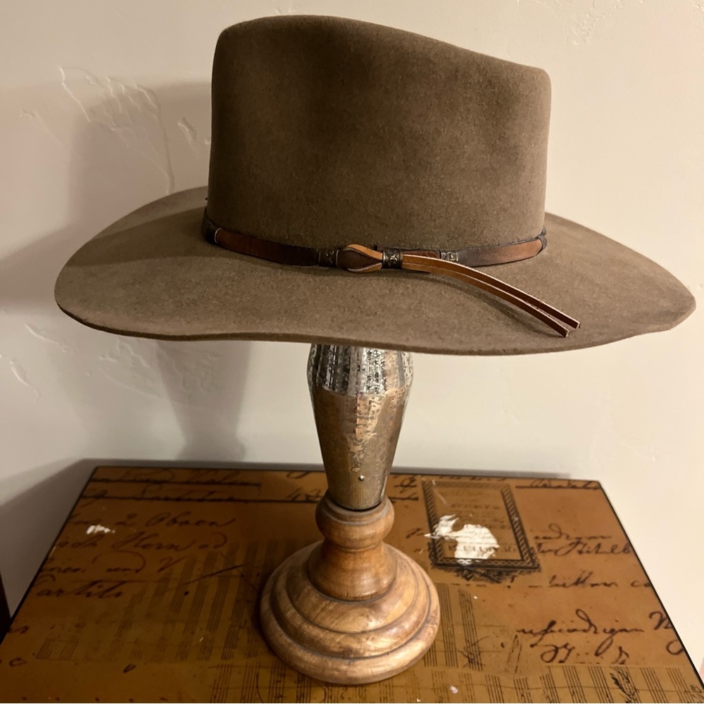 VTG The Roundup 4X Beaver Quality Western Hat Leather Metal Strap SZ 6 3/4